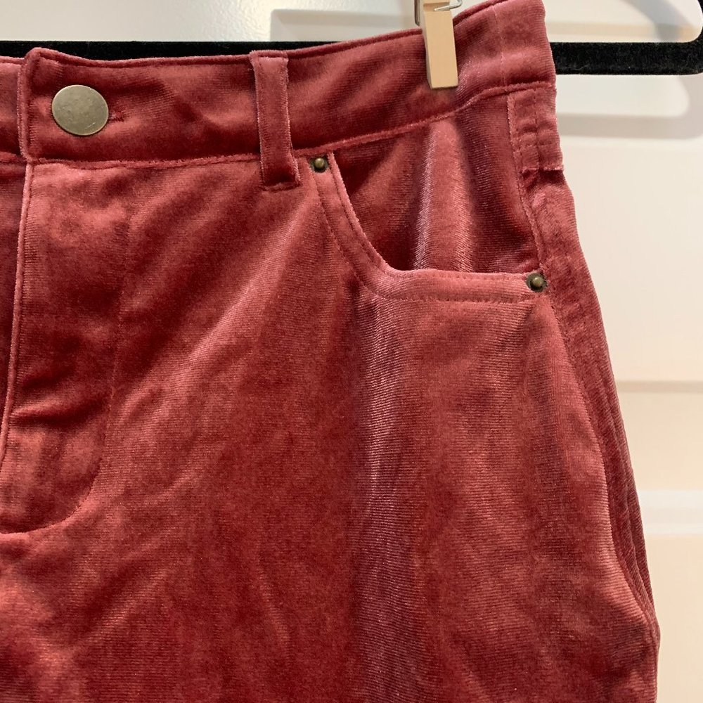 Forever 21 Velvet Mini Skirt - Picture 6 of 8